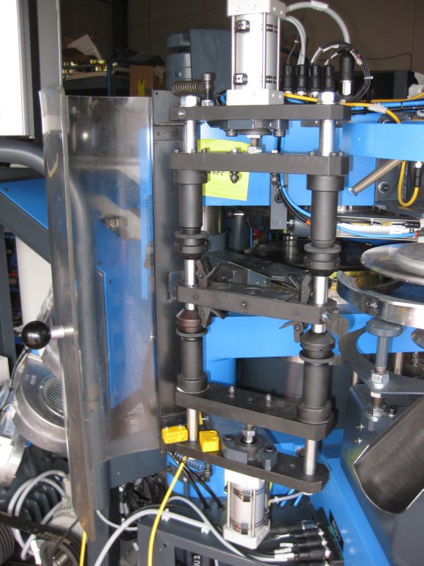 hydraulic press from Newbilt